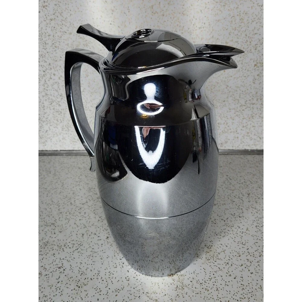 PAMPERED CHEF 42 Oz Chrome Finish Carafe Thermal Glass Liner Hot or Cold